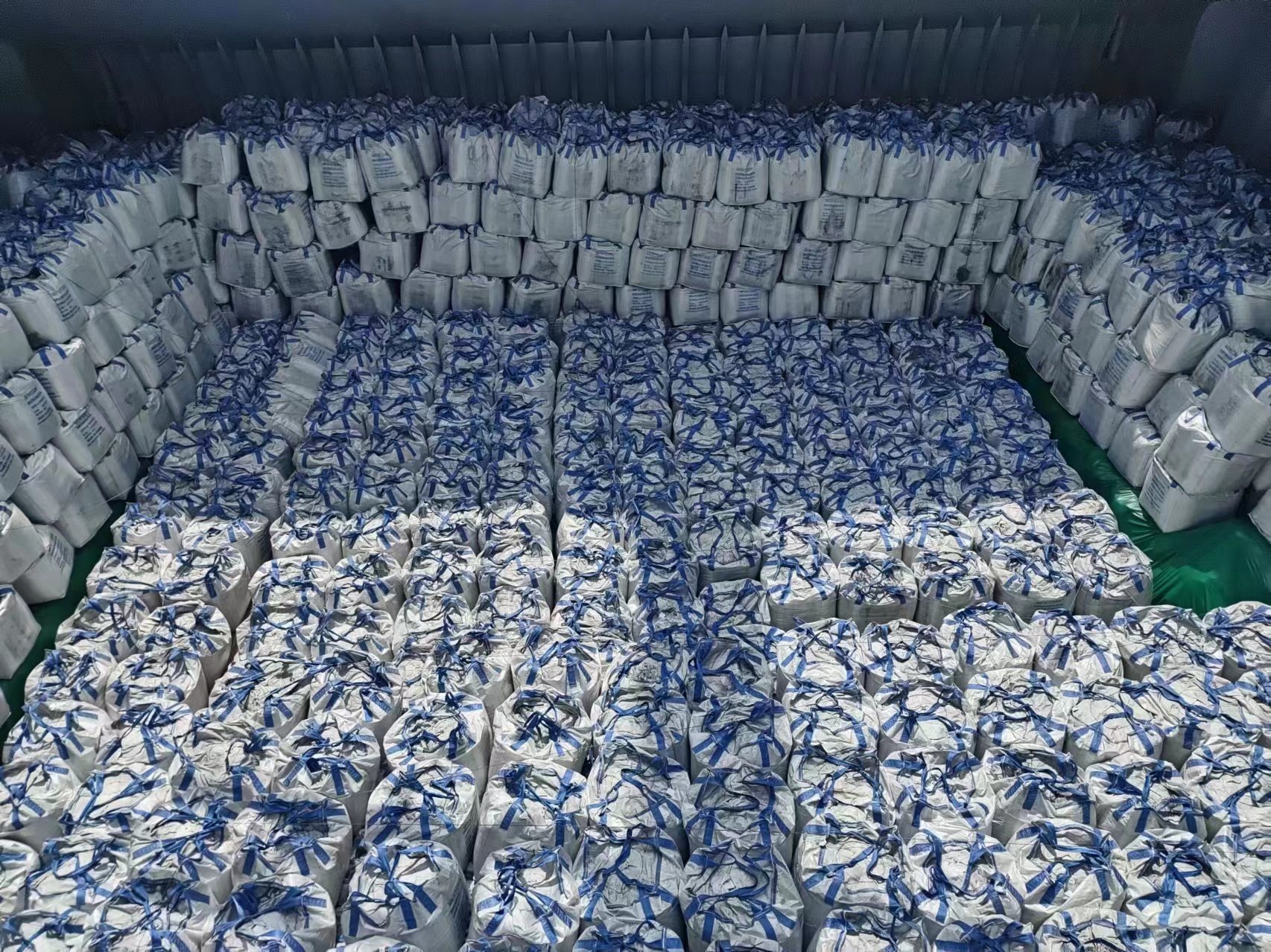 Granular microsilica (silica fume) use for concrete & concrete products